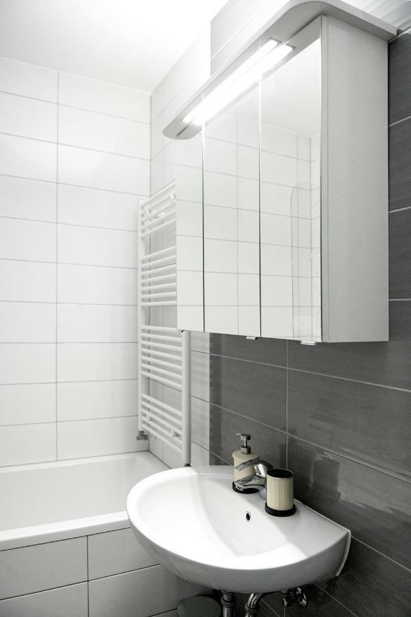 Sauna - Flexible Selfcheckins 6 - Zagreb - Garage - Electric Vehicle Ccharger - Loggia - New - Luxury - Apartments Repinc 6 外观 照片